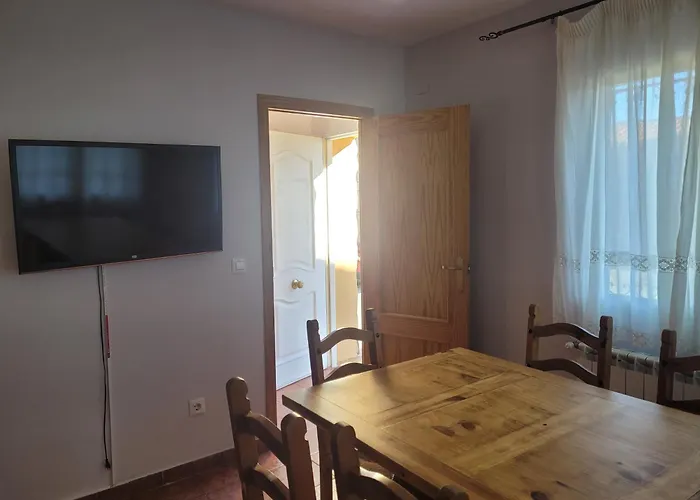 Riscos De Gredos * Hoyos de Miguel Munoz